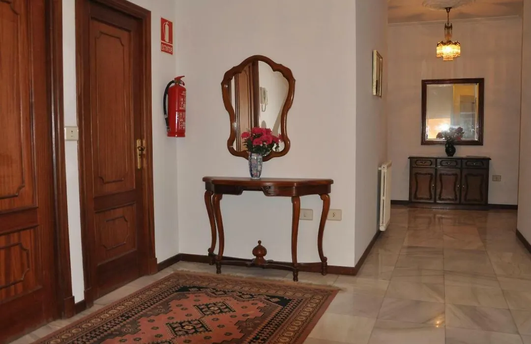 Hostal Mourelos-1